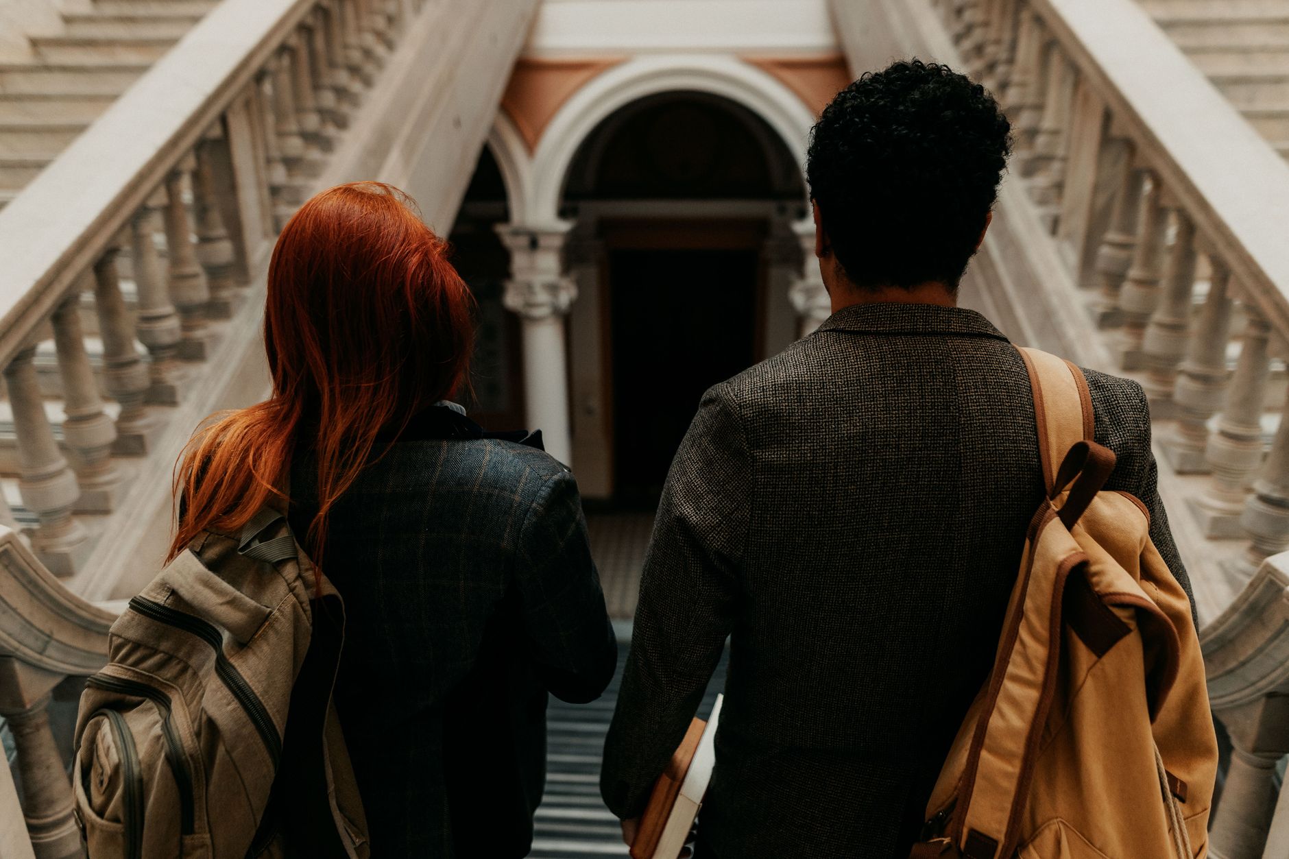 How F-1 Students Keep Legal Status During Breaks and Travel